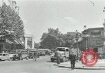 Immagine di Civili francese Parigi Francia, 1943, secondo 22 filmato di repertorio 65675063538
