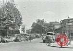 Immagine di Civili francese Parigi Francia, 1943, secondo 23 filmato di repertorio 65675063538