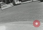 Immagine di Civili francese Parigi Francia, 1943, secondo 38 filmato di repertorio 65675063538