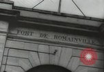 Image français Libération Paris France, 1944, de la seconde 19 séquences d'archives historiques vidéo 65675063544