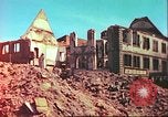 Immagine di Bomba edificio danneggiato Wurzburg Germania, 1945, secondo 3 filmato di repertorio 65675063593