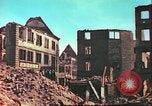 Immagine di Bomba edificio danneggiato Wurzburg Germania, 1945, secondo 10 filmato di repertorio 65675063593
