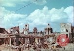 Immagine di Bombardare gli edifici danneggiati Germania, 1945, secondo 28 filmato di repertorio 65675063596