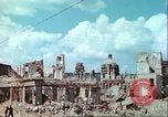 Immagine di Bombardare gli edifici danneggiati Germania, 1945, secondo 31 filmato di repertorio 65675063596