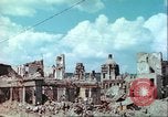 Immagine di Bombardare gli edifici danneggiati Germania, 1945, secondo 36 filmato di repertorio 65675063596