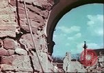 Immagine di Bombardare gli edifici danneggiati Germania, 1945, secondo 43 filmato di repertorio 65675063596