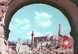 Immagine di Bombardare gli edifici danneggiati Germania, 1945, secondo 48 filmato di repertorio 65675063596