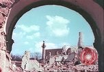 Immagine di Bombardare gli edifici danneggiati Germania, 1945, secondo 51 filmato di repertorio 65675063596