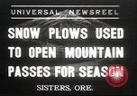 Image et fédéral State Highway Équipage Sisters Oregon USA, 1937, de la seconde 1 séquences d'archives historiques vidéo 65675063627