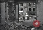 Standbild USA Soldaten Frankreich, 1945, aus Sekunde 10 historischem Filmmaterial Videoclip 65675063659
