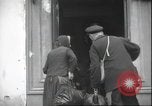 Standbild USA Soldaten Frankreich, 1945, aus Sekunde 25 historischem Filmmaterial Videoclip 65675063659