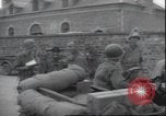 Standbild USA Soldaten Frankreich, 1945, aus Sekunde 59 historischem Filmmaterial Videoclip 65675063659