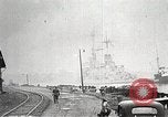 Image Tirs du Schleswig-Holstein sur Westerplatte Pologne, 1939, de la seconde 11 séquences d'archives historiques vidéo 65675063666