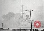 Image Tirs du Schleswig-Holstein sur Westerplatte Pologne, 1939, de la seconde 19 séquences d'archives historiques vidéo 65675063666