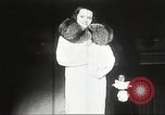 Immagine di Fur fashion show New York United States USA, 1934, secondo 18 filmato di repertorio 65675063723
