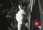 Immagine di Fur fashion show New York United States USA, 1934, secondo 36 filmato di repertorio 65675063723