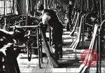 Standbild Gun herstellen United States USA, 1918, aus Sekunde 5 historischem Filmmaterial Videoclip 65675063738