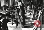 Standbild Gun herstellen United States USA, 1918, aus Sekunde 6 historischem Filmmaterial Videoclip 65675063738
