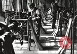 Standbild Gun herstellen United States USA, 1918, aus Sekunde 13 historischem Filmmaterial Videoclip 65675063738