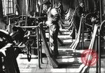Standbild Gun herstellen United States USA, 1918, aus Sekunde 16 historischem Filmmaterial Videoclip 65675063738