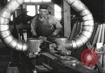 Standbild Gun herstellen United States USA, 1918, aus Sekunde 18 historischem Filmmaterial Videoclip 65675063738