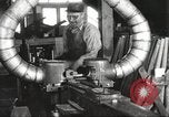 Standbild Gun herstellen United States USA, 1918, aus Sekunde 21 historischem Filmmaterial Videoclip 65675063738