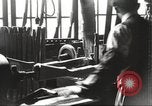 Standbild Gun herstellen United States USA, 1918, aus Sekunde 54 historischem Filmmaterial Videoclip 65675063738