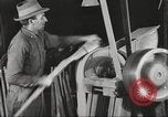 Standbild Gun herstellen United States USA, 1918, aus Sekunde 62 historischem Filmmaterial Videoclip 65675063738