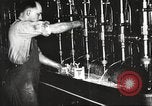 Standbild Gewehr Fertigung United States USA, 1918, aus Sekunde 12 historischem Filmmaterial Videoclip 65675063739