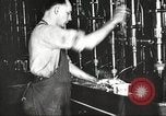 Standbild Gewehr Fertigung United States USA, 1918, aus Sekunde 18 historischem Filmmaterial Videoclip 65675063739
