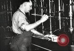 Standbild Gewehr Fertigung United States USA, 1918, aus Sekunde 19 historischem Filmmaterial Videoclip 65675063739