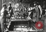Standbild Verpackung Gewehre United States USA, 1918, aus Sekunde 45 historischem Filmmaterial Videoclip 65675063741