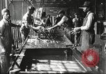 Standbild Verpackung Gewehre United States USA, 1918, aus Sekunde 54 historischem Filmmaterial Videoclip 65675063741