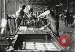 Standbild Verpackung Gewehre United States USA, 1918, aus Sekunde 60 historischem Filmmaterial Videoclip 65675063741