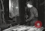 Standbild Gewehr Fertigung United States USA, 1918, aus Sekunde 1 historischem Filmmaterial Videoclip 65675063742