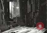 Standbild Gewehr Fertigung United States USA, 1918, aus Sekunde 10 historischem Filmmaterial Videoclip 65675063742