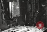 Standbild Gewehr Fertigung United States USA, 1918, aus Sekunde 19 historischem Filmmaterial Videoclip 65675063742