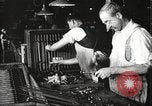 Standbild Gewehr Fertigung United States USA, 1918, aus Sekunde 21 historischem Filmmaterial Videoclip 65675063742