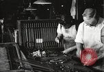 Standbild Gewehr Fertigung United States USA, 1918, aus Sekunde 32 historischem Filmmaterial Videoclip 65675063742