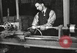 Immagine di Fabbricazione di Browning fucili automatici negli USA New Haven Connecticut. United States USA, 1918, secondo 8 filmato di repertorio 65675063743