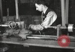 Immagine di Fabbricazione di Browning fucili automatici negli USA New Haven Connecticut. United States USA, 1918, secondo 19 filmato di repertorio 65675063743