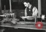 Immagine di Fabbricazione di Browning fucili automatici negli USA New Haven Connecticut. United States USA, 1918, secondo 20 filmato di repertorio 65675063743