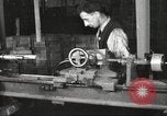 Immagine di Fabbricazione di Browning fucili automatici negli USA New Haven Connecticut. United States USA, 1918, secondo 23 filmato di repertorio 65675063743