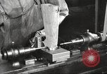 Immagine di Fabbricazione di Browning fucili automatici negli USA New Haven Connecticut. United States USA, 1918, secondo 30 filmato di repertorio 65675063743