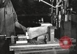 Immagine di Fabbricazione di Browning fucili automatici negli USA New Haven Connecticut. United States USA, 1918, secondo 46 filmato di repertorio 65675063743