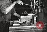 Immagine di Fabbricazione di Browning fucili automatici negli USA New Haven Connecticut. United States USA, 1918, secondo 47 filmato di repertorio 65675063743