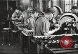 Immagine di Fabbricazione di Browning fucili automatici negli Stati Uniti New Haven Connecticut. United States USA, 1918, secondo 1 filmato di repertorio 65675063744