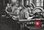 Immagine di Fabbricazione di Browning fucili automatici negli Stati Uniti New Haven Connecticut. United States USA, 1918, secondo 5 filmato di repertorio 65675063744
