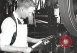 Immagine di Fabbricazione di Browning fucili automatici negli Stati Uniti New Haven Connecticut. United States USA, 1918, secondo 41 filmato di repertorio 65675063744