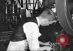 Immagine di Fabbricazione di Browning fucili automatici negli Stati Uniti New Haven Connecticut. United States USA, 1918, secondo 43 filmato di repertorio 65675063744